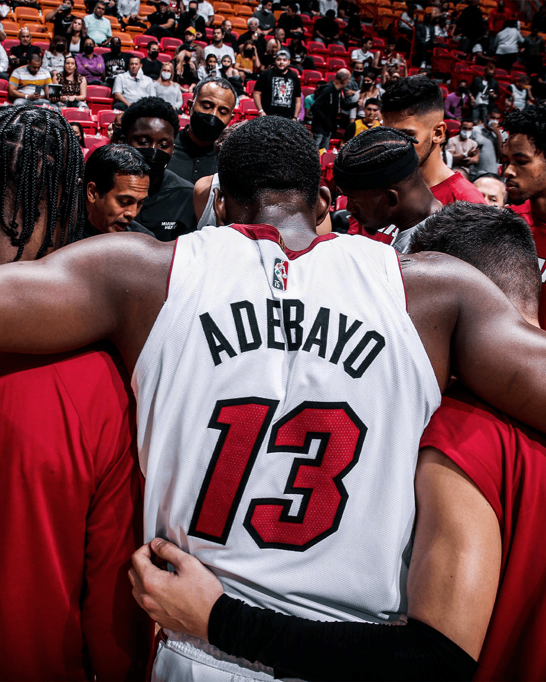开云体育-TheShy遭遇七持续失利，热火教练压力巨大！比赛高潮迭起-开云体育